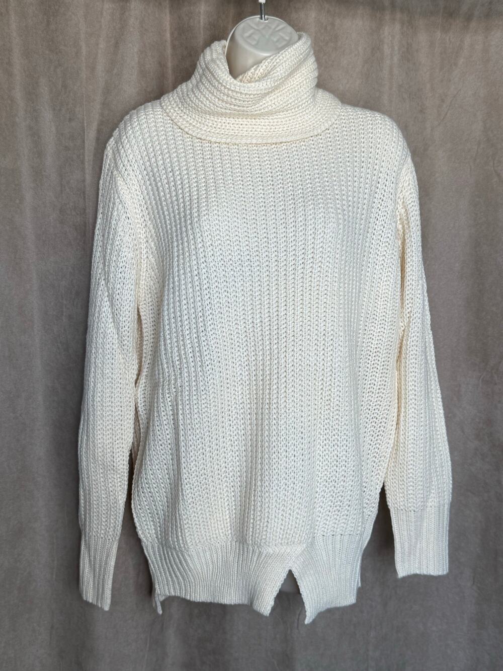 Tulip B Unique Vintage Cream Turtleneck Long Sweater S M NWT